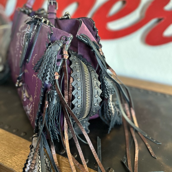 🔥Coach Dreamer Tote 34🔥 With Tattoo x Chelsea Champlain Plum with Moth 🖤 - Picture 3 of 8